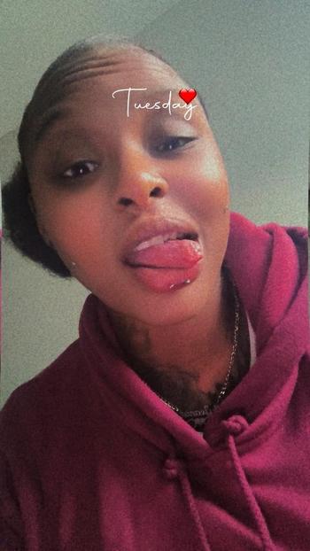 Nova/Star, 26  female escort, Desmoines