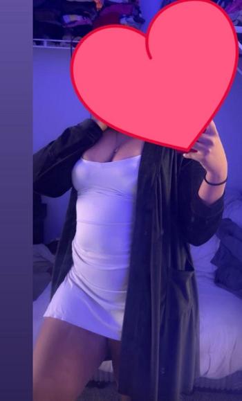 Desire, 25  female escort, Desmoines