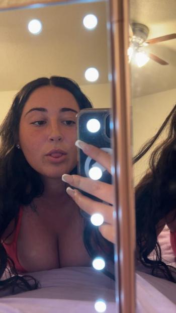 Layla, 23  female escort, Desmoines