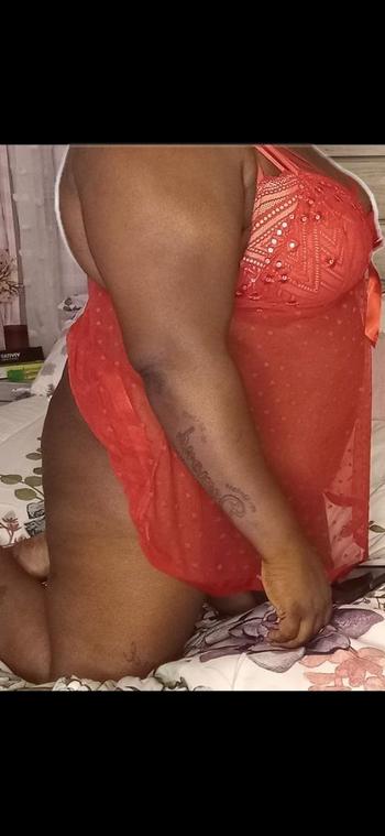 Robbie , 30  female escort, Desmoines